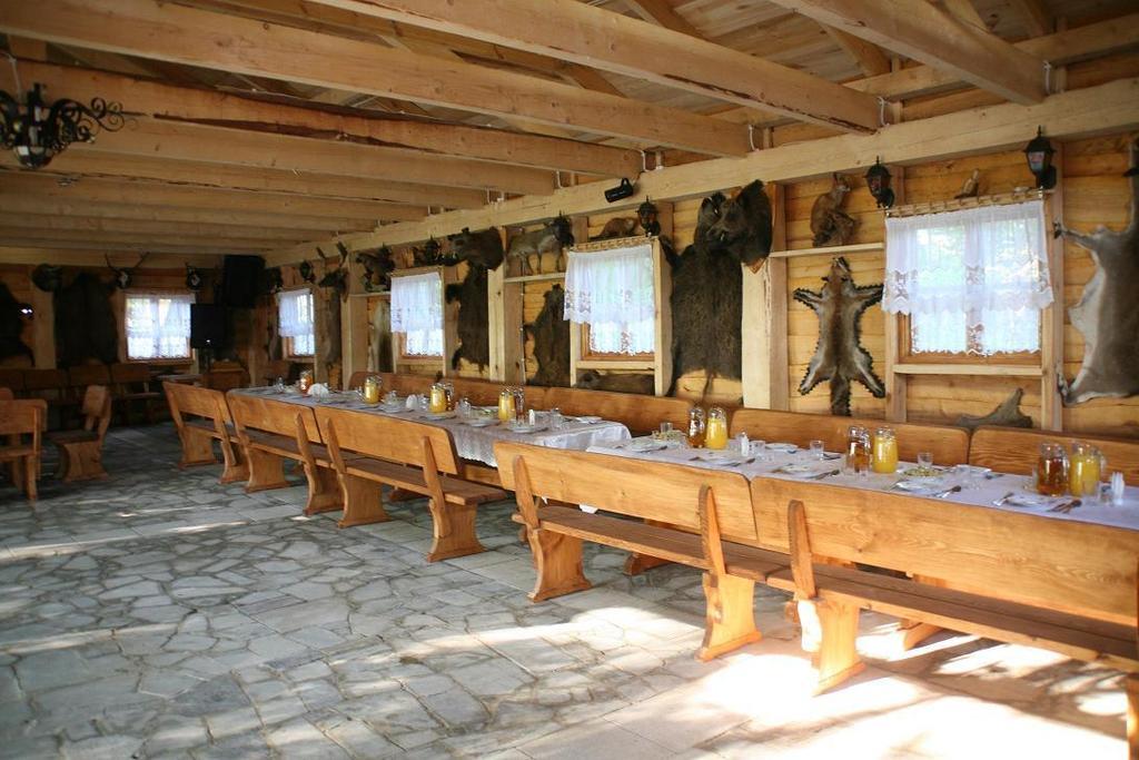 Palac Tarnowskich Ostrowiec Świętokrzyski Exteriér fotografie