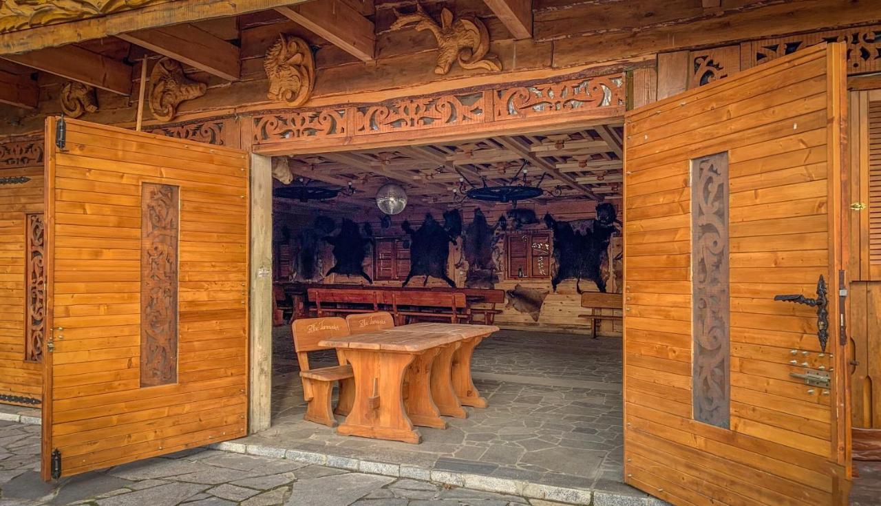 Palac Tarnowskich Ostrowiec Świętokrzyski Exteriér fotografie